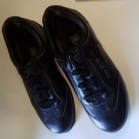 EASY SPIRIT WALKING SHOE NWT Black Leather 6 1/2 Vintage - Picture 2 of 6